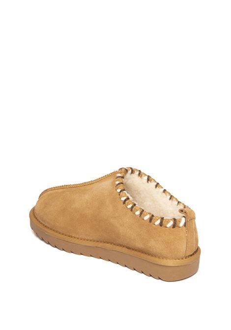 Tan suede slipon COLORS OF CALIFORNIA | YW251SHORTSLIPPER-TAN